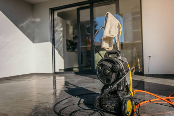 Best Rust Removal  in Quincy, FL